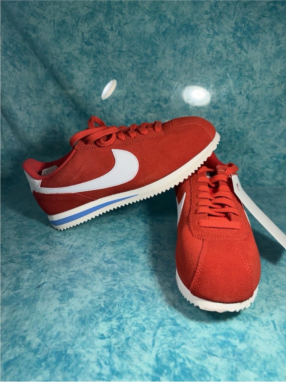 Nike Cortez Women’s Red Suede Retro Low Top Athletic Shoes Sneakers Size 8